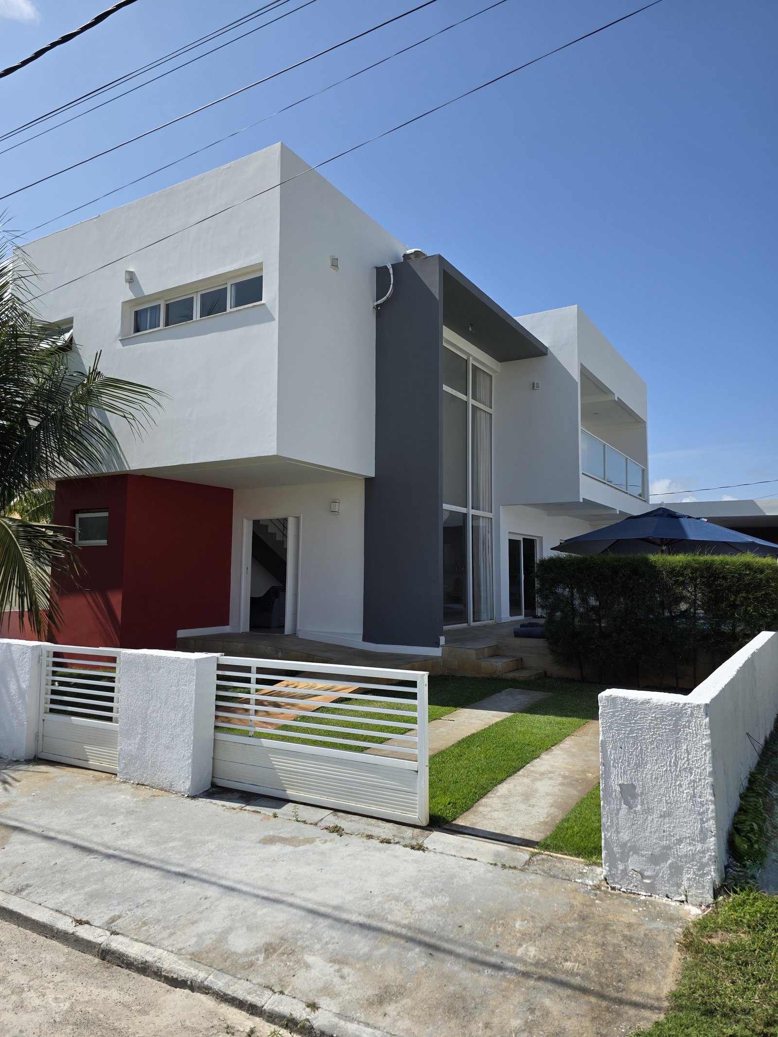 Entrada marcante da casa